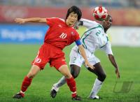 FUSSBALL  Olympia 2008   Vorrunde  Frauen   Korea DVR - Nigeria