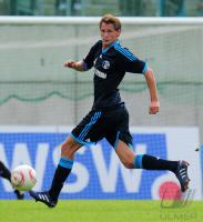 Fussball: 1. Bundesliga Saison 2010/2011, Testspiel: Schalke HOEWEDES Einzelaktion