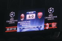 Fussball CHL  Saison 2011/2012: Anzeigentafel mit dem Ergebniss 4:0