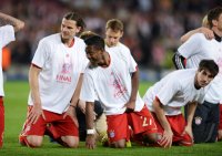 FUSSBALL INTERNATIONAL CHL HALBFINALE 12/13: FC Barcelona - FC Bayern Muenchen