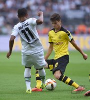 Fussball 1. Bundesliga Saison 2015/2016: Borussia Dortmund - Borussia Moenchengladbach