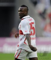 Fussball 1. Bundesliga  Saison 2010/2011:  Arthur Boka (VfB Stuttgart)
