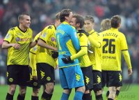 Fussball 1. Bundesliga, Saison 2011/2012:  Kevin Grosskreutz , Torwart Roman Weidenfeller , Mario Goetze, Moritz Leitner (v. li., Borussia Dortmund)