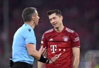 Fussball International CHL 21/22: FC Bayern Muenchen  - Villarreal CF
