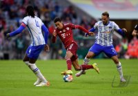 Fussball 1. Bundesliga Saison 21/22: FC Bayern Muenchen -  Hertha BSC Berlin