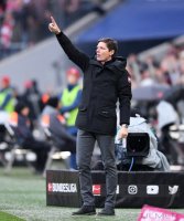 Fussball 1. Bundesliga Saison 19/20: FC Bayern Muenchen - VfL Wolfsburg