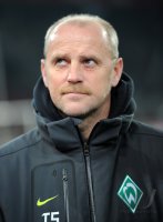 Fussball: 1. Bundesliga Saison 2010/2011: Werder, SCHAAF