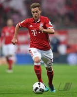 Fussball DFB Pokal 2. Runde 16/17: FC Bayern Muenchen - FC Augsburg