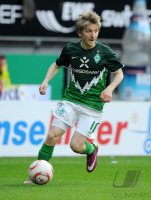Fussball: 1. Bundesliga Saison 2010/2011: SV Werder Bremen, MARIN am Ball