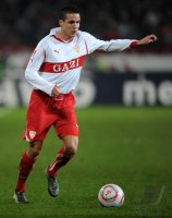 Fussball: 1. Bundesliga Saison 2010/2011: Stuttgart, DEGEN