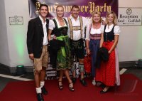 Maria HOEFL-RIESCH mit Familie