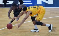 Basketball 1. Bundesliga 14/15 Hauptrunde:  Walter Tigers Tuebingen - Artland Dragons