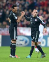 Fussball CHL&Atilde; Saison 12/13:  Claudio Pizarro und Franck Ribery (v. li., FC Bayern Muenchen)