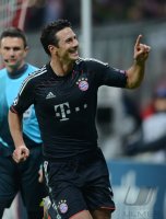 Fussball CHL&Acirc;&nbsp; Saison 12/13:  JUBEL Claudio Pizarro (FC Bayern Muenchen)