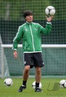FUSSBALL INTERNATIONAL EURO 2012:  Training der Deutschen Nationalmannschaft