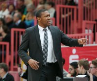 Basketball 1. Bundesliga 15/16 Hauptrunde: Walter Tigers Tuebingen - Telekom Baskets Bonn