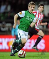 FUSSBALL, EUROPA LEAGUE GRUPPENPHASE: Bremen MARIN am Ball
