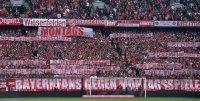 Fussball 1. Bundesliga Saison 15/16: FC Bayern Muenchen -  Eintracht Frankfurt