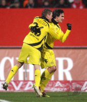 Fussball 1. Bundesliga : JUBEL Lukasz Piszczek mit Mats Julian Hummels (v. li., Borussia Dortmund)