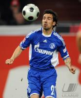 FUSSBALL 1. BUNDESLIGA: Schalke: SANCHEZ Einzelaktion