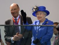 Olympia 2012: Queen Elizabeth II. besucht die Schwimmhalle