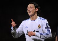 Fussball CHL  Saison 2010/2011: Olympic Lyon  - Real Madrid