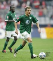Fussball FC Bayern-Wolfsburg; D'Alessandro am Ball
