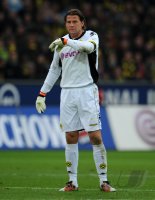 Fussball: 1. Bundesliga Saison 2010/2011: Dortmund, WEIDENFELLER