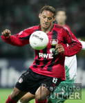 Fussball 1. Bundesliga: Leverkusen, JONES Einzelaktion