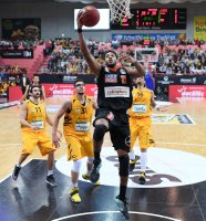 Basketball 1. Bundesliga 16/17 Hauptrunde: Walter Tigers Tuebingen - medi Bayreuth