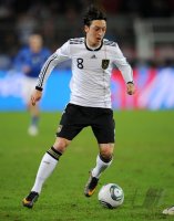 Internationales Freundschaftsspiel: Deutschland, OEZIL