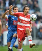 Fussball 1. BL Bayern-Bochum; Zweikampf