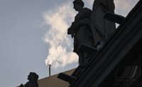 Papstwahl / Konklave: Papstwahl: Habemus Papam, weisser Rauch