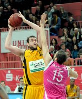 Basketball  1. Bundesliga  12/13  Walter Tigers Tuebingen - Telekom Baskets Bonn