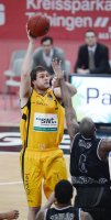 Basketball 1. Bundesliga 2012/2013:  Walter Tigers Tuebingen -Artland Dragons
