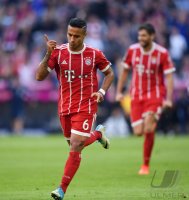 Fussball 1. Bundesliga Saison 17/18: FC Bayern Muenchen - SC Freiburg