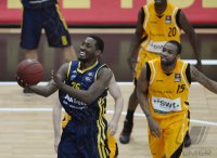 Basketball 1. Bundesliga 2011/2012:  Walter Tigers Tuebingen - Alba Berlin