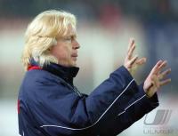 FUSSBALL Trainer Kamerun Schfer
