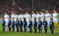 FUSSBALL INTERNATIONAL  CHL HALBFFINALE 11/12:  FC Bayern Muenchen - Real Madrid