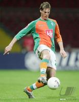 Fussball 1. Bundesliga: Bremen, BOROWSKI Einzelaktion am Ball