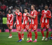 Fussball 1. Bundesliga  Saison  2025/2026  19. Spieltag FC Bayern Muenchen -   FC Augsburg