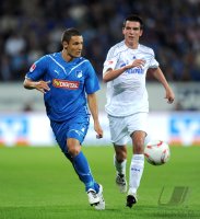 Fussball 1. Bundesliga : Sejad Salihovic (li, TSG 1899 Hoffenheim) gegen Christoph Moritz (re, FC Schalke 04)