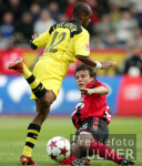 Fussball 1. Bundesliga: Leverkusen - Dortmund, Zweikampf