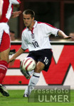 Fussball WM Quali AUT-ENG; Owen am Ball