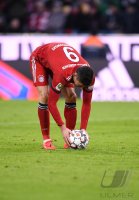 Fussball 1. Bundesliga Saison 18/19: FC Bayern Muenchen - VfB Stuttgart