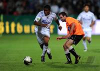 Fussball DFB Pokal : Jefferson Farfan (li, FC Schalke 04) gegen Mario Hohn (re, VfR Aalen)