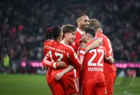 Fussball 1. Bundesliga  Saison  2025/2026  16. Spieltag FC Bayern Muenchen -  VfL Wolfsburg