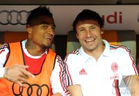 Fussball International Audi Cup 2011: Kevin Prince Boateng , Mark Van Bommel (v. li., AC Mailand)