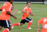 Fussball 1. Bundesliga 12/13: Training beim FC Bayern Muenchen