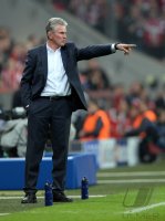 FUSSBALL INTERNATIONAL CHL HALBFINALE 12/13: FC Bayern Muenchen - FC Barcelona